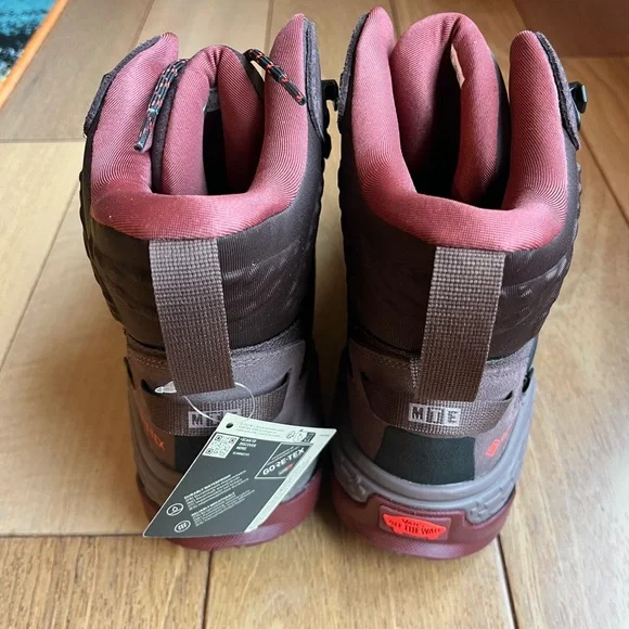 NWOB Vans MTE Crestline GORE-TEX Waterproof Hiking Boots Bitter Chocolate Sz 10